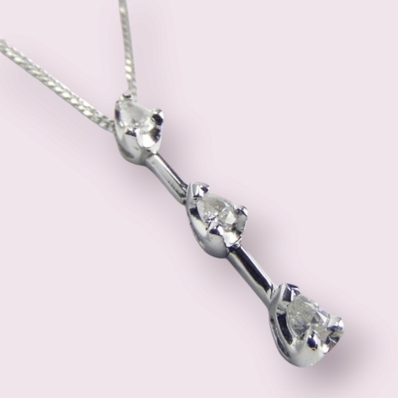 0.23ctw Diamond 10K Gold Infinity Teardrop 3 stone Chain Necklace - Picture 1 of 8